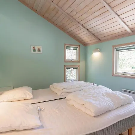 Tatil Evi Three-bedroom In Aakirkeby